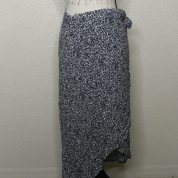 American Eagle Outfitters Animal Print Wrap Skirt Size L - Picture 1 of 7